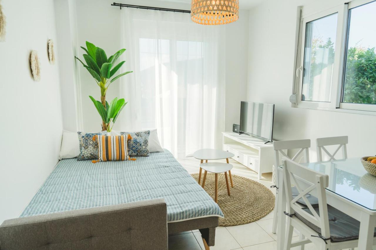 Oak 32 Apartment, Pilona Apartment *